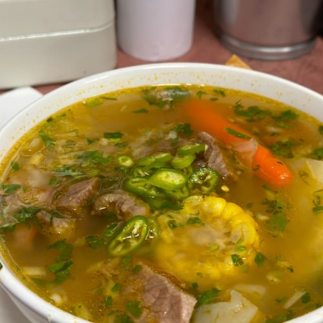 Caldo De Res.