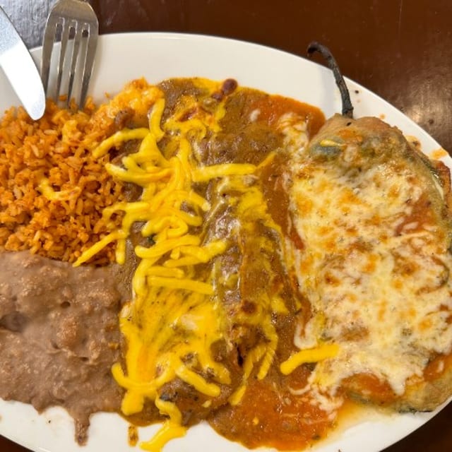 Chely's Plate.